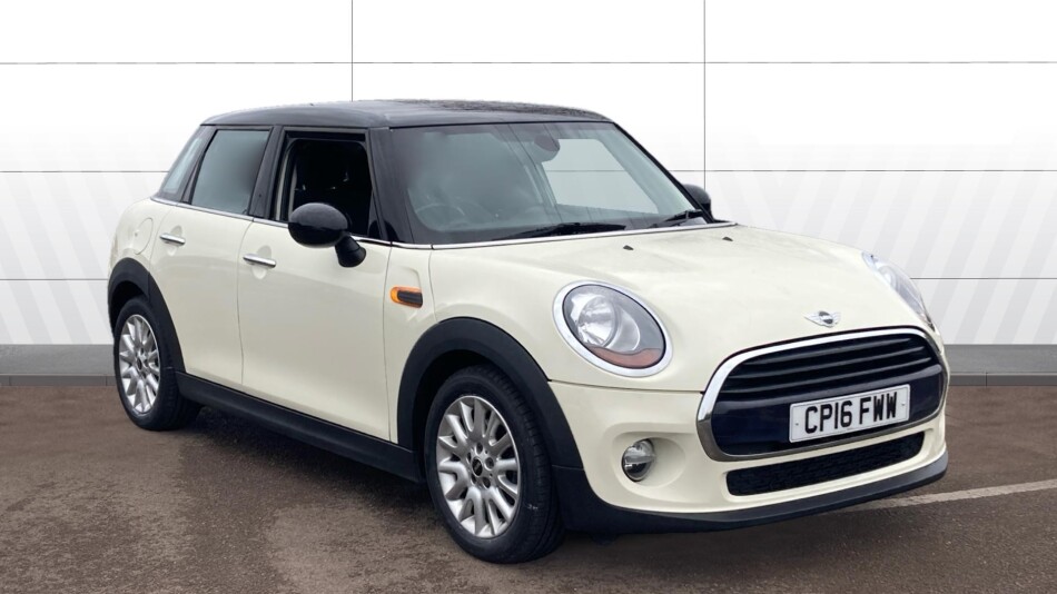 MINI Hatchback 1.5 Cooper 5dr Petrol Hatchback